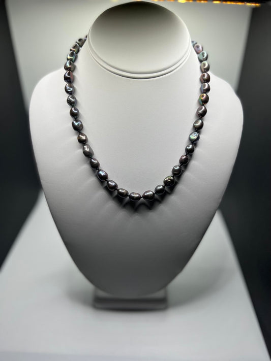 9MM Black Dyed Baroque Pearl Necklace (pearled)